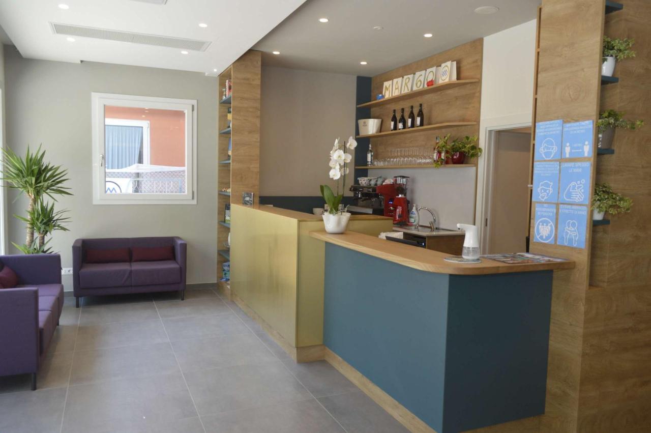 Mar60 Apartments Caorle Bagian luar foto