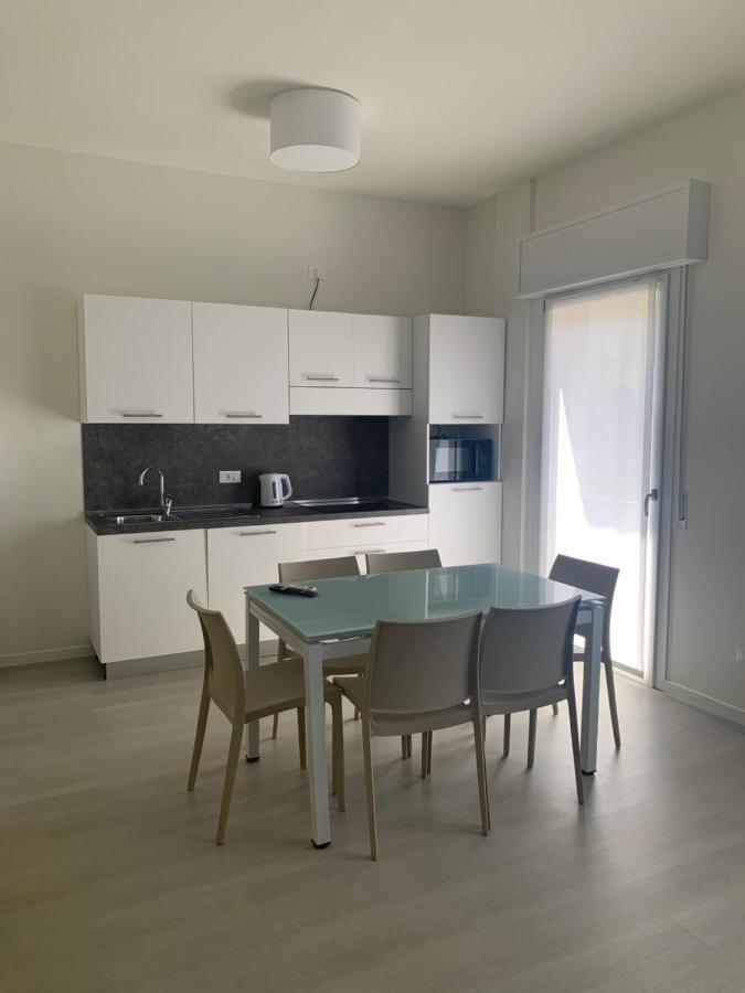 Mar60 Apartments Caorle Bagian luar foto