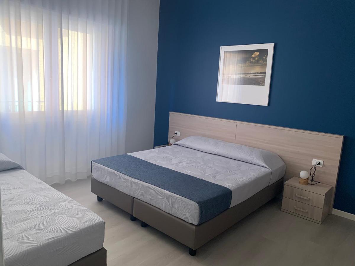 Mar60 Apartments Caorle Bagian luar foto