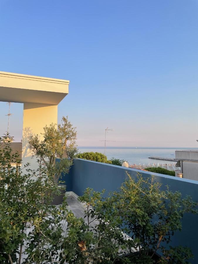 Mar60 Apartments Caorle Bagian luar foto